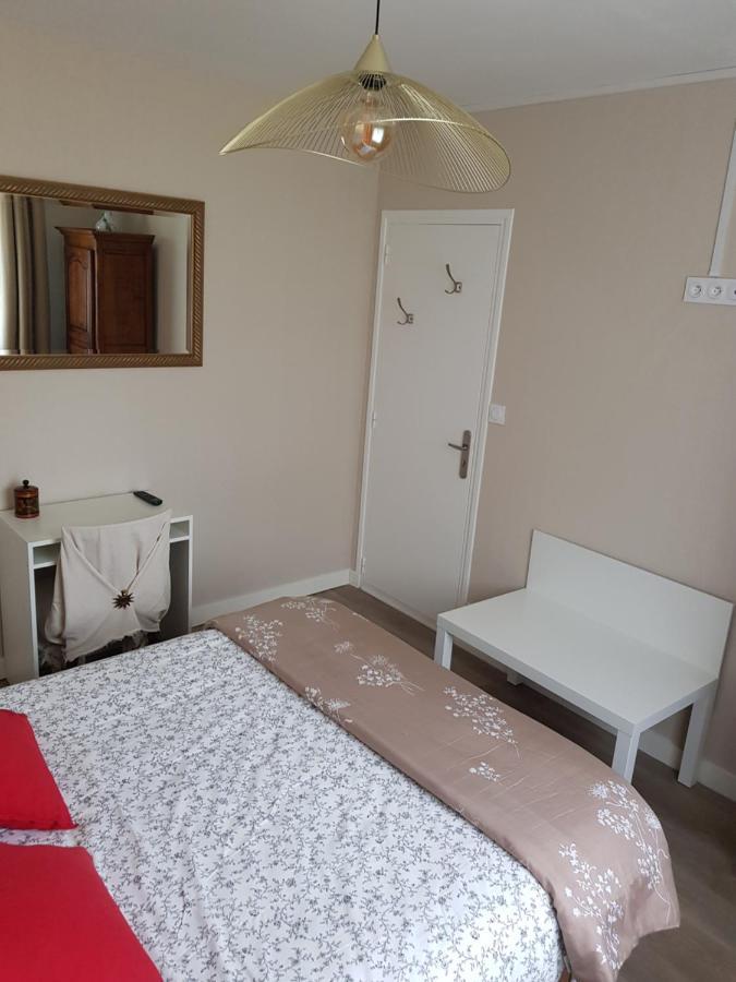Bed and Breakfast Chez Zabou Amboise Exterior foto
