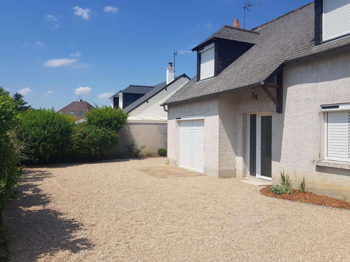 Bed and Breakfast Chez Zabou Amboise Exterior foto