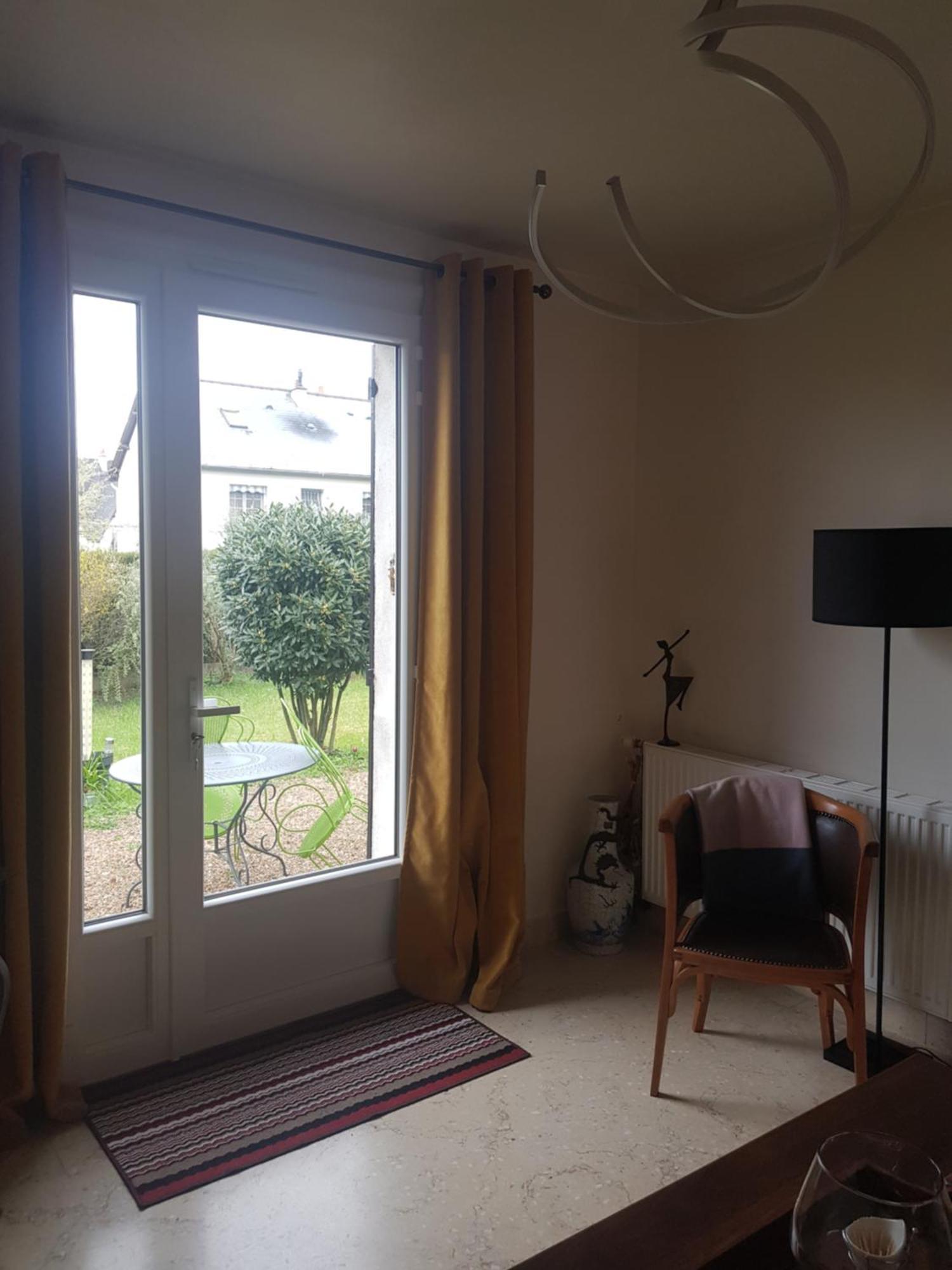 Bed and Breakfast Chez Zabou Amboise Exterior foto